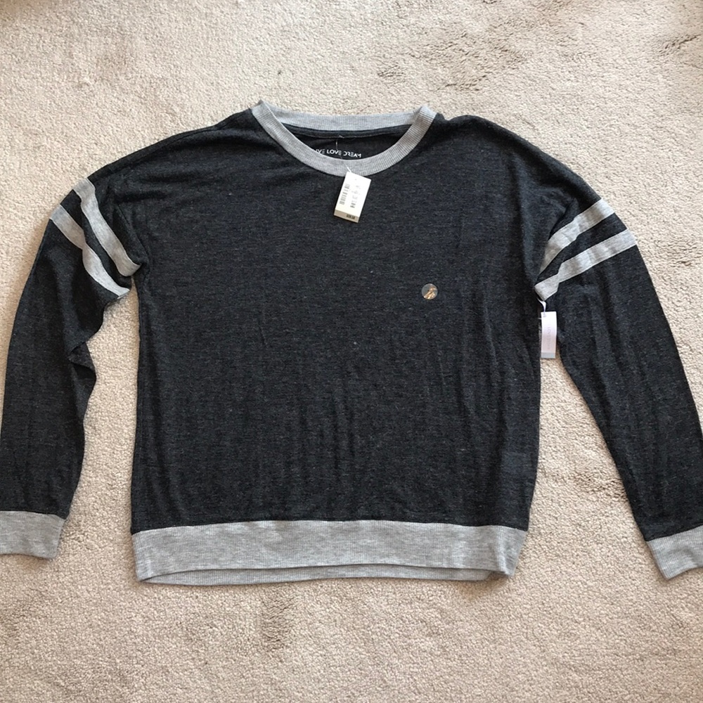 Long sleeve shirt